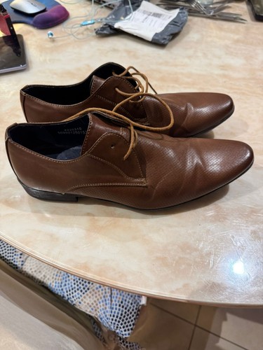 Mens brown shoes - size, 9