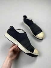 Lost & Found Ria Dunn Rooms